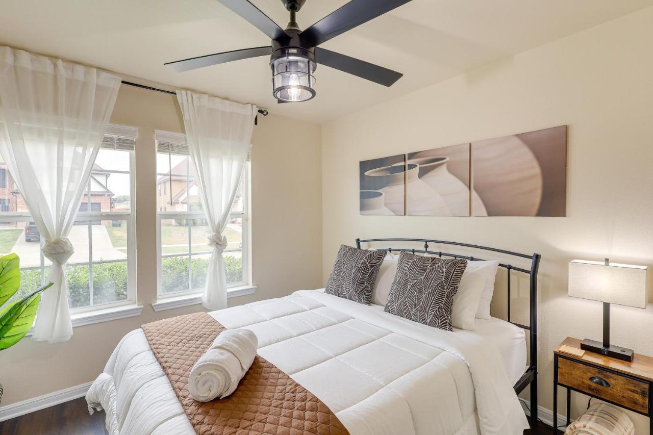 Modern Killeen Vacation Rental With Private Patio! Exterior photo