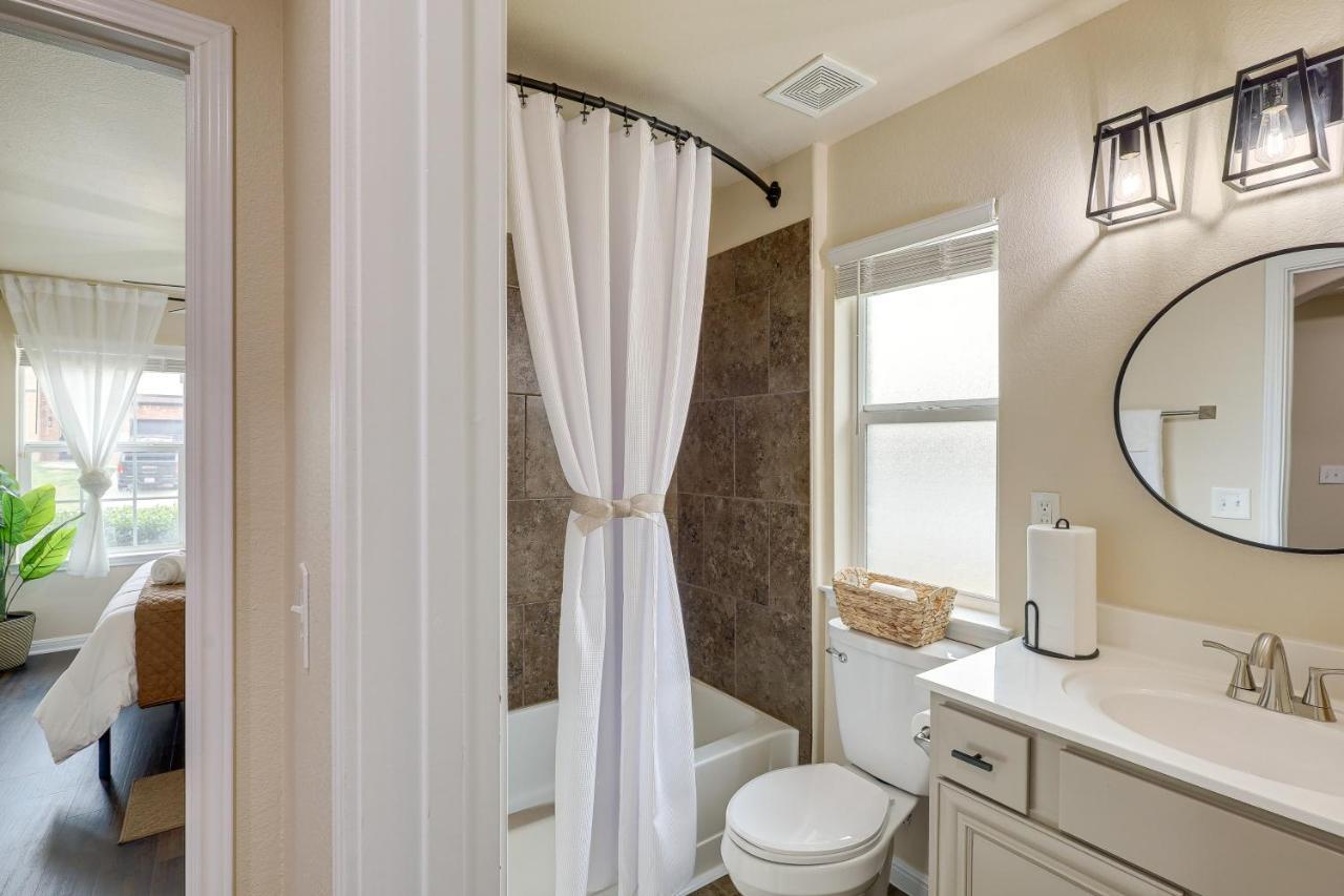 Modern Killeen Vacation Rental With Private Patio! Exterior photo