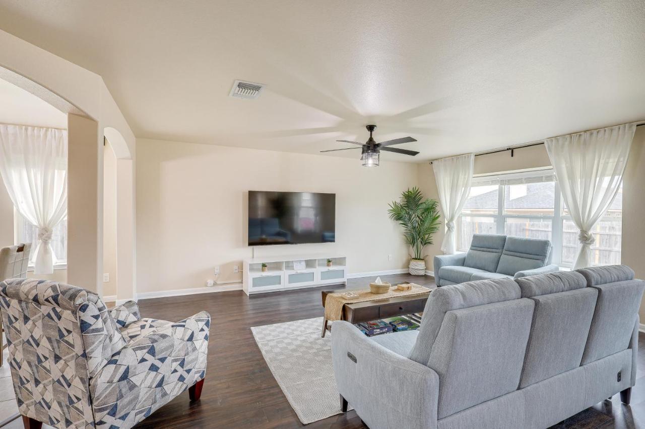 Modern Killeen Vacation Rental With Private Patio! Exterior photo